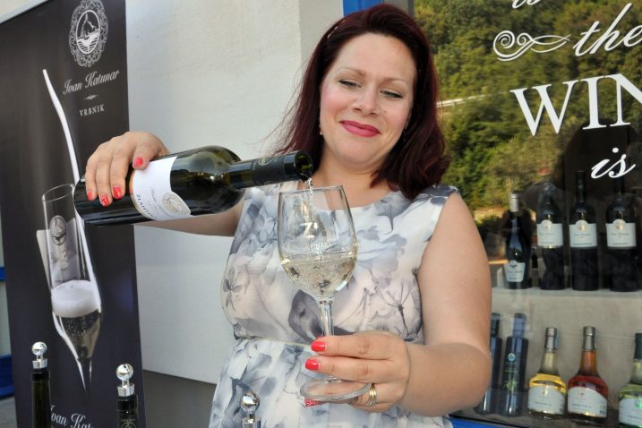 Egle Katunar iz Kuće vina »Ivan Katunar« / Foto M. TRINAJSTIĆ