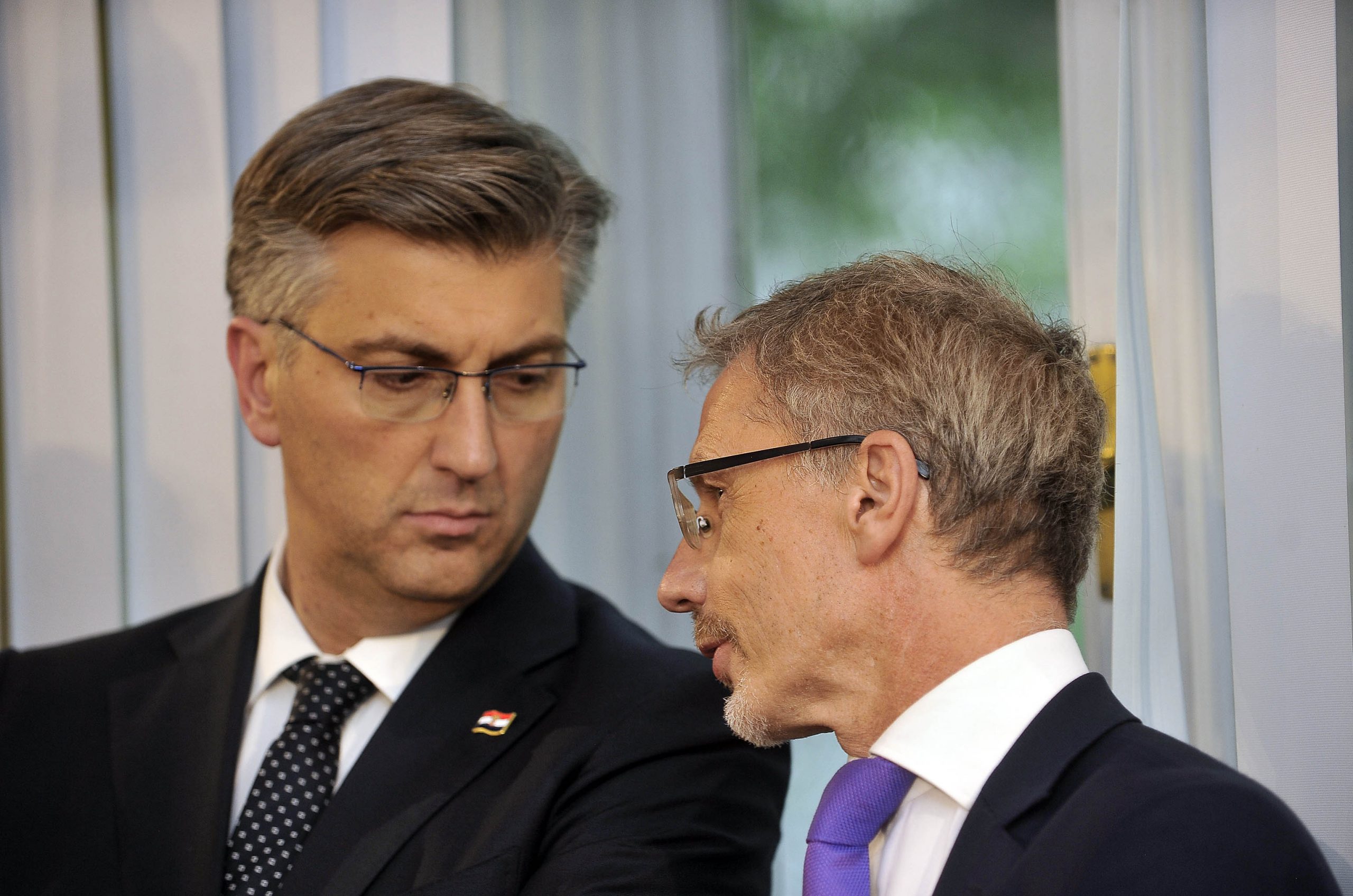 Plenković i Vujčić su za uvođenje eura, Milanović zagovara kunu - Novi list