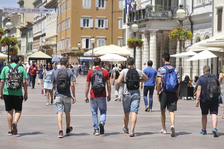 Udio mladih u stanovništvu pada u cijeloj Hrvatskoj i već je ispod 20 posto, a u PGŽ-u je tek 16,6 posto stanovništva u toj skupini / Foto Vedran KARUZA