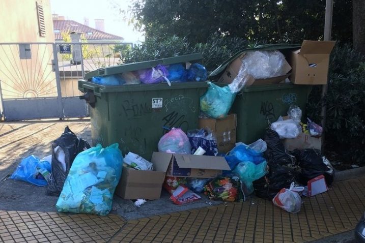 Ružna slika u središtu Opatije
