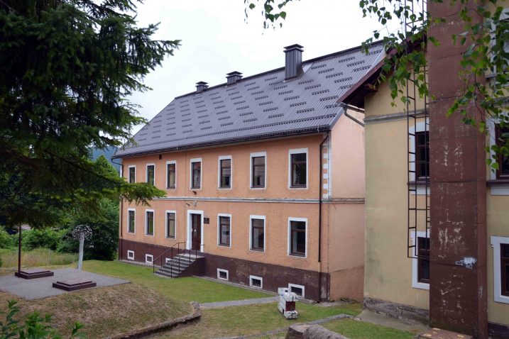 U potkrovlju zgrade OŠ Rudolfa Strohala u Lokvama svoj će prostor naći djeca predškolskog uzrasta / Foto M. KRMPOTIĆ