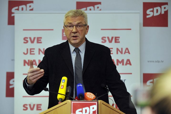 Iščitavam da su bili razlozi zbog kojih je bilo potrebno raditi protuobavještajnu zaštitu institucije predsjednice. To je varijanta koja je vrlo ozbiljna i ako se to dogodilo, ako je istina da je to trebalo napraviti, onda možete misliti u kojoj smo mi situaciji - Ranko Ostojić / Snimio Davor KOVAČEVIĆ