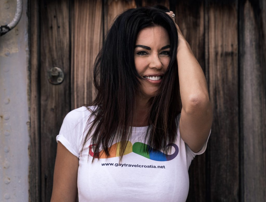 Okupljališta u zagrebu gay Dežman Mini