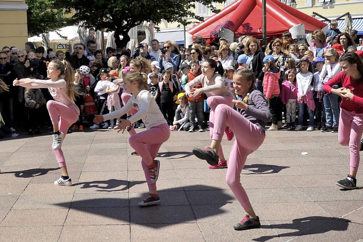 Popularizacija plesa i kretanja među školarcima / NL arhiva