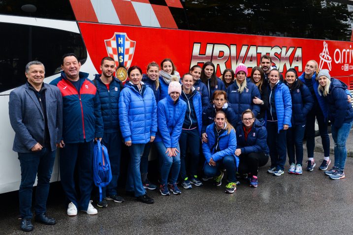 Okupljanje u Zagrebu, pa pravac Ivanić grad//J. REGOVIĆ/PIXSELL