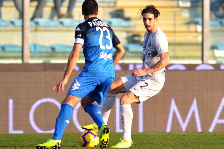 Šime Vrsaljko (Inter) i Manuel Pasqual (Empoli)/Foto REUTERS