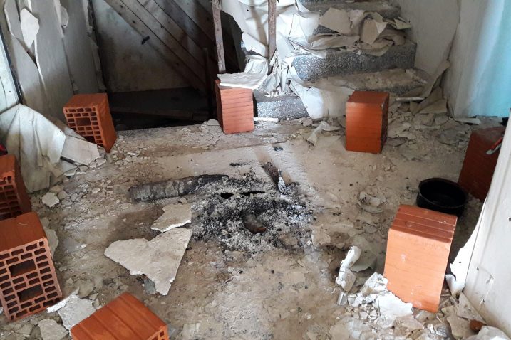 Dio uništenog prostora na objektu na Guslici