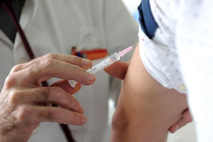 Potrošeno 10 posto više doza cjepiva no što je naručeno lani / Foto Sergej DRECHSLER