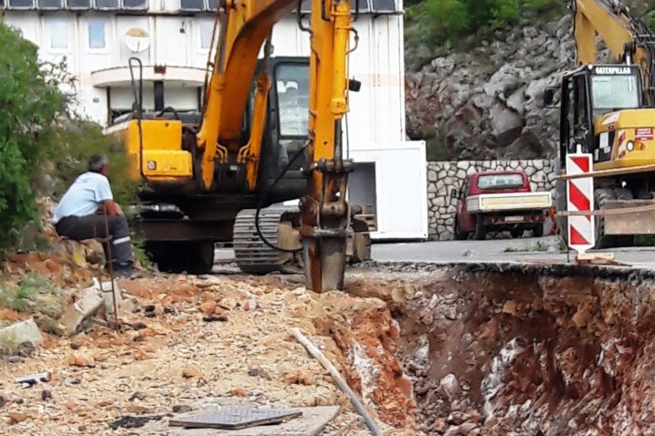 Raskopana Ulica Damira Tomljanovića Gavrana / Foto D. PRPIĆ