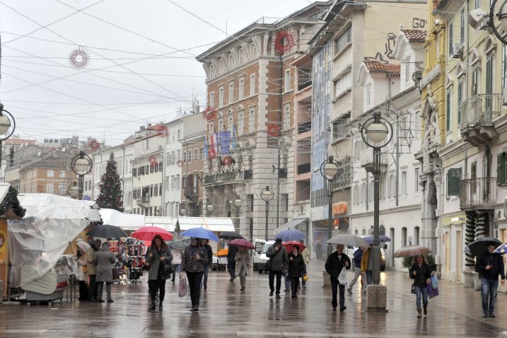 Novac za realizaciju plana energetske učinkovitosti trebalo bi osigurati iz gradskog proračuna i prihoda gradskih poduzeća / Foto Vedran KARUZA