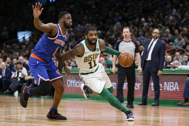Emmanuel Mudiay (NY Knicks) i Kyrie Irwing (Boston Celtics)/Foto REUTERS