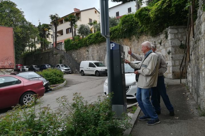 Moderni parkirni aparat u Opatiji