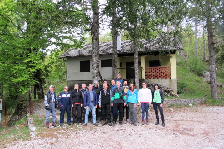 Članovi grupe zadužene za čišćenje planinarskih puteva bili su podijeljeni u četiri skupine, od kojih je svaka bila raspoređena na zasebnu dionicu