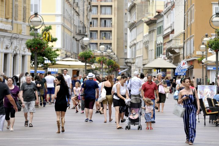 Mirovine manje za one koji su 2019. otišli u prijevremenu mirovinu / Foto V. KARUZA