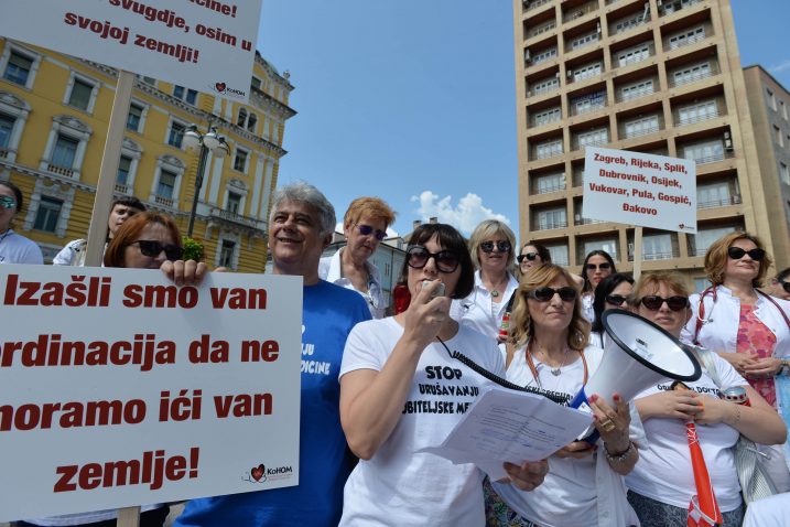 Lanjski štrajk medicinara / Snimio Damir ŠKOMRLJ