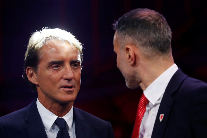 Roberto Mancini i Ryan Giggs/Foto REUTERS