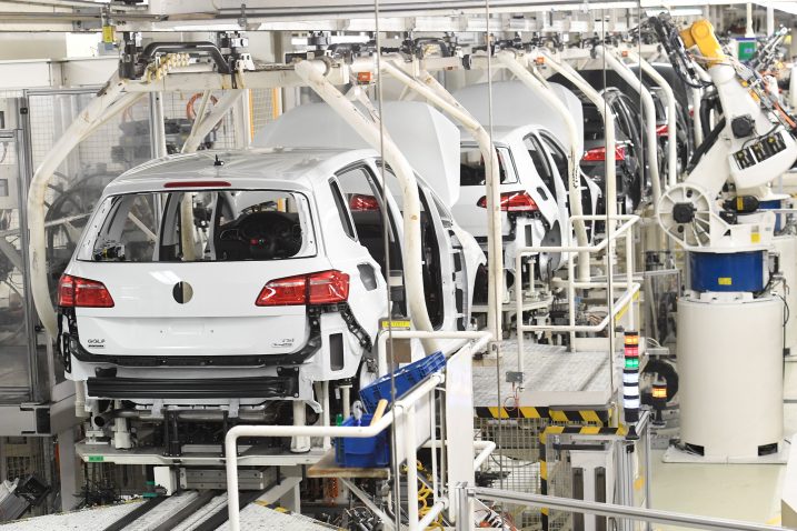 U deset mjeseci najviše novih putničkih vozila, 6.454, prodao je Volkswagen (VW) / Reuters
