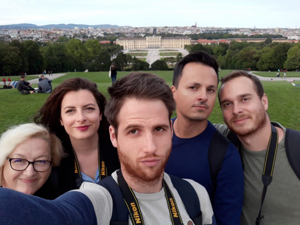 U povijesti umjetnosti svako istraživanje mora započeti radom na terenu - Nina Kudiš, Mateja Jerman, Marin Bolić, Damir Tulić i Mario Pintarić na terenskom istraživanju u Austriji / Foto MARIN BOLIĆ