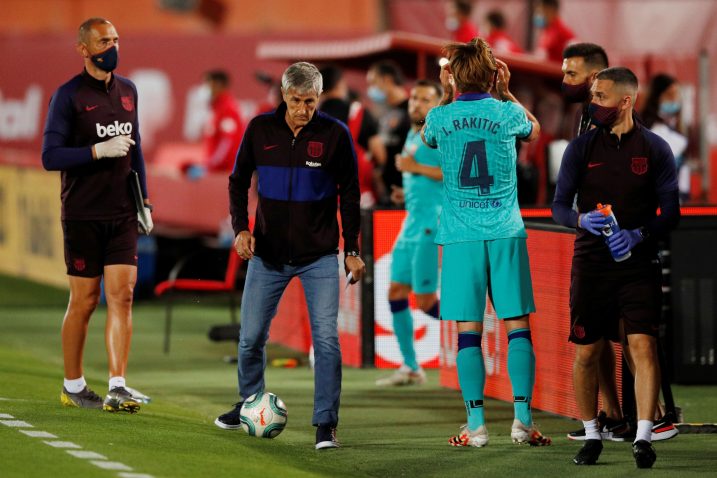 Ivan Rakitić prije ulaska u igru protiv Mallorce/Foto REUTERS