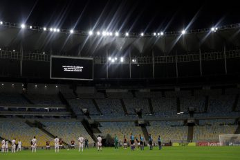 Utakmica na Maracani počela je minutom šutnje/Foto REUTERS