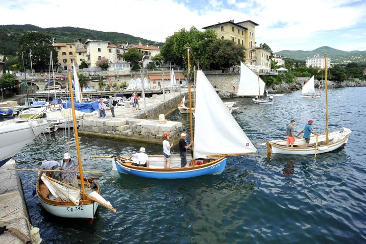 Regata tradicijskih barki Nino Gašparinić / Snimio Sergej DRECHSLER