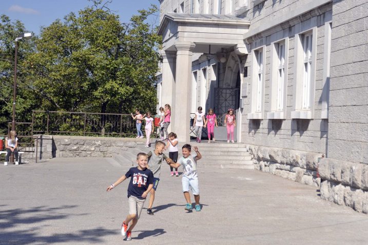 Dogradnjom kastavska škola će komotno raditi u dvije smjene / Foto Vedran KARUZA