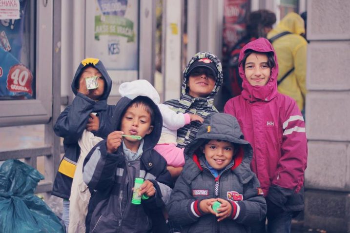 Djeca daleko od svog doma na beogradskim ulicama / Foto Ines Tinka KALAJŽIĆ