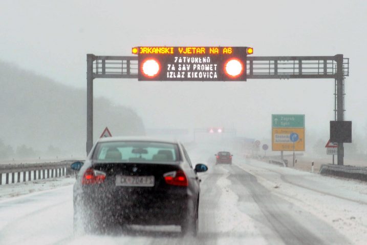 Sibenski Ljetna Cijena Cestarine Po Kilometru Za Motocikle I Osobna Vozila Skuplja Za Deset Posto