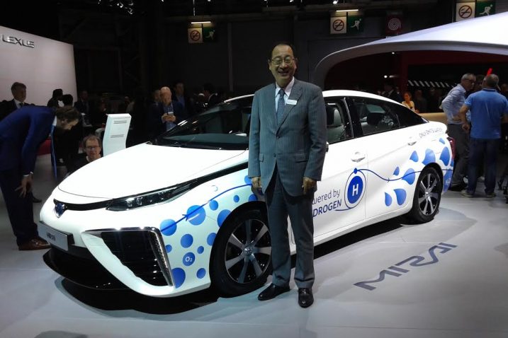 Masahita Nagata uz Mirai, automobil na vodik / Foto Edi PRODAN