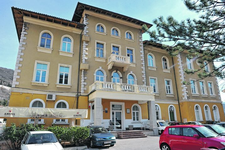 Cijena za koju se prodaje Hotel Jadran četvrtina je njegove procijenjene vrijednosti / Snimio Sergej DRECHSLER
