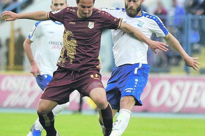 Prvi i drugi na ljestvici - Mario Gavranović ("Rijeka") i Aljoša Vojnović ("Osijek") / Foto Nenad REBERŠAK