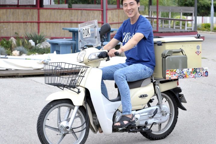Putovati snažnijim motorom bilo bi previše obično – Tae Hwan Choi / foto Vedran KARUZA