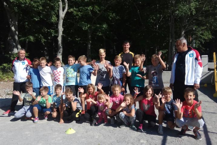POZDRAV S VISINA – Sudionici kampa na Platku