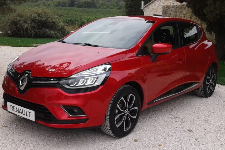 Zategnutih »bora« – Renault Clio