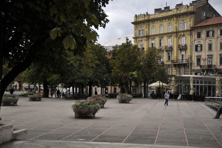 Titov trg, odnosno most ispred Konta, odabrali su zajedno Grad i prodavači / Snimio Roni BRMALJ