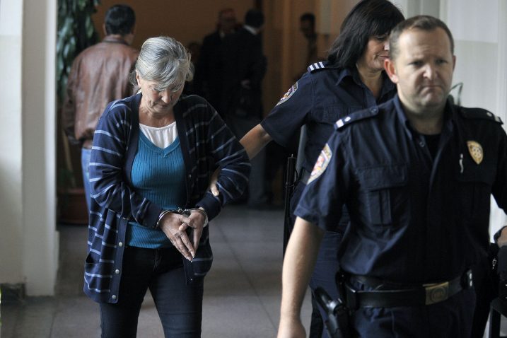 Snežana Ristić bila je "kurirka" sa svojom corsom / Foto Roni BRMALJ