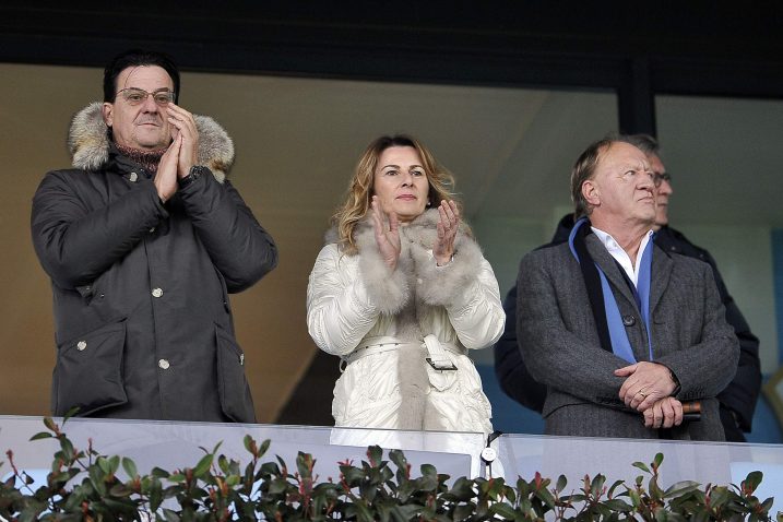 ČVRSTO NA ZEMLJI – Damir i Snježana Mišković, te sportski direktor Srećko Juričić / snimio Roni Brmalj