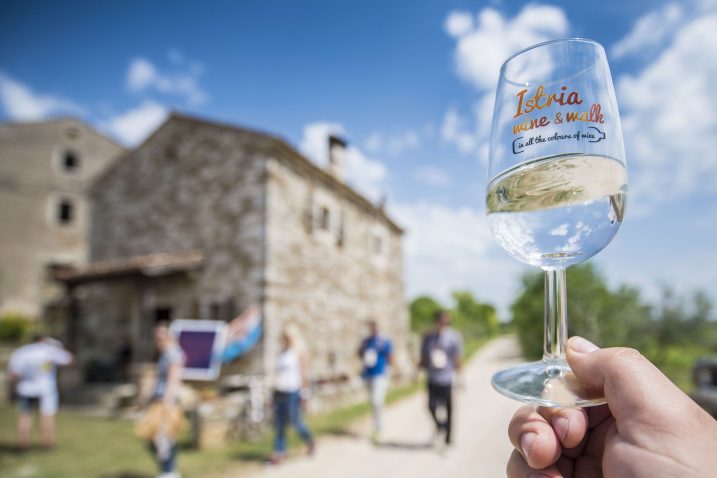 Ljubitelji vina, Istre i prirode 21. svibnja dolaze na svoje na drugom po redu Istria Wine & Walku.