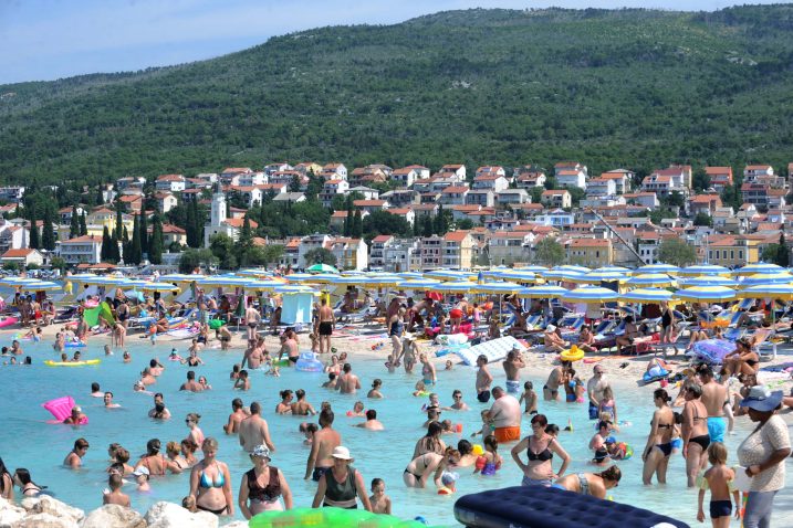 Dan turizma veže se uz 4. kolovoza 1894. kada je otvoreno prvo kupalište u Selcu / arhiva NL