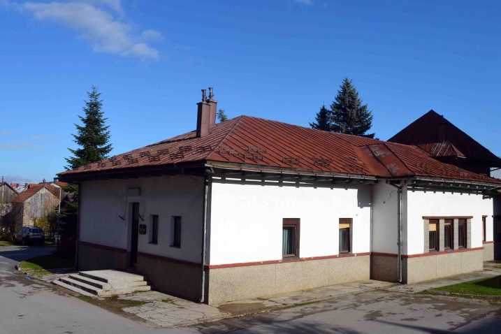 Ex Dom OSRH Delnice trebao bi postati Društveni centar s gradskom knjižnicom   / snimio M. KRMPOTIĆ