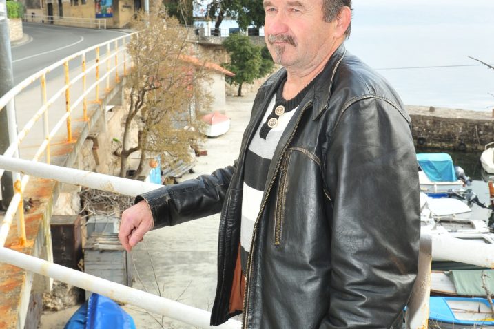 Sada treba nadoknaditi 25 godina neplaćanja i turističke neaktivnosti - Drago Korošak ispred hotela Danica / Foto M. Aničić