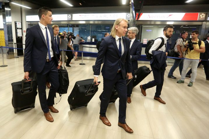 Hrvatski nogometaši iz Zagreba otputovali na EURO 2016 u Francusku / Foto Borna Filic/PIXSELL