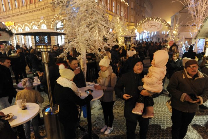 Advent u Zagrebu / Snimio Darko JELINEK