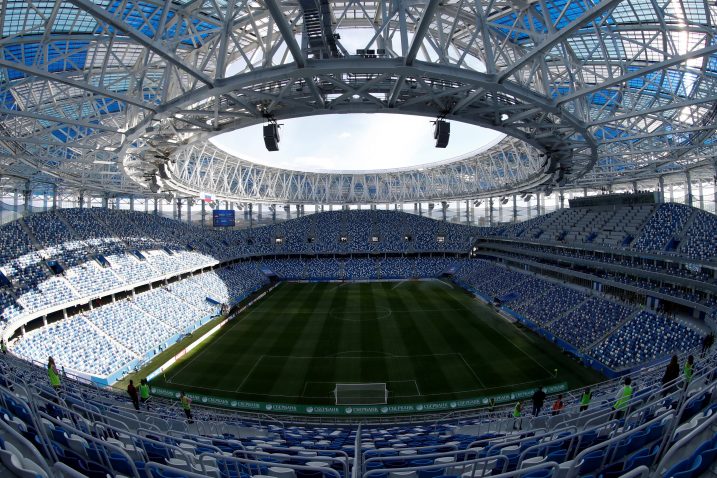 U prvom redu zaradu ostvaruje FIFA, a zatim slijede i 32 nacionalna nogometna saveza / Reuters