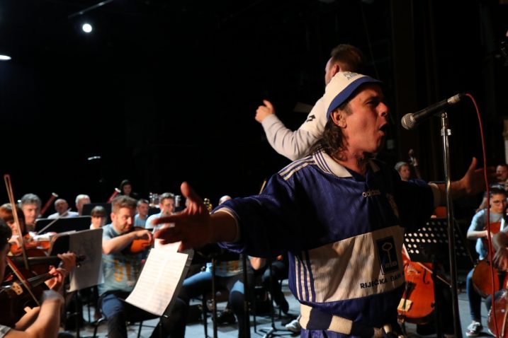 Zorano Prodanović Prlja i orkestar riječke Opere / Foto HNK Ivana pl. Zajca