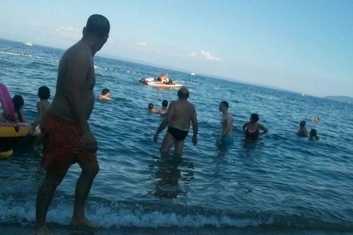 Kupači u strahu od glisera / Snimio čitatelj