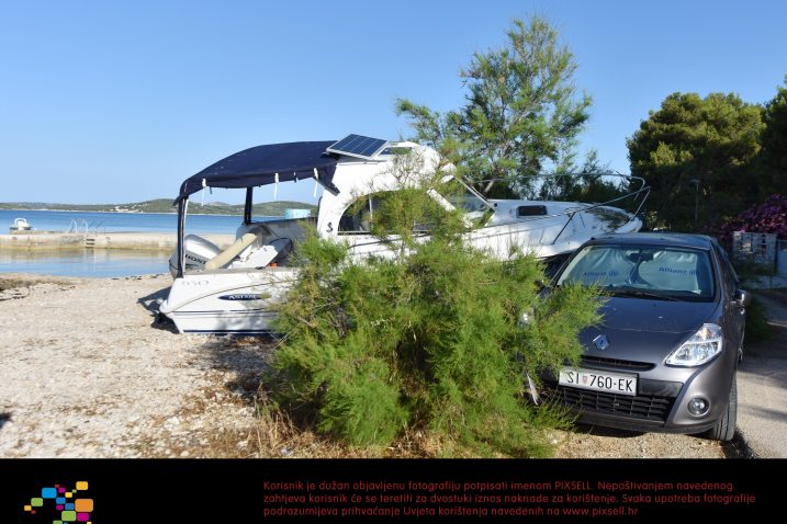 Proteklih dana zaredale su nesreće s gliserima / Foto: Hrvoje Jelavic/PIXSELL