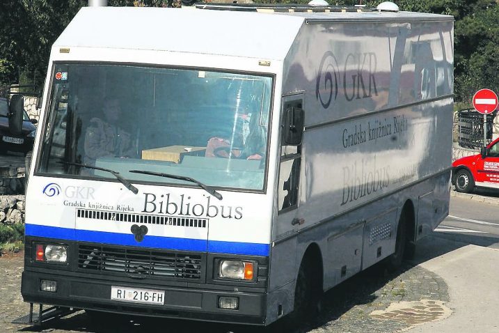 Stari bibliobus / Snimio Vedran Karuza