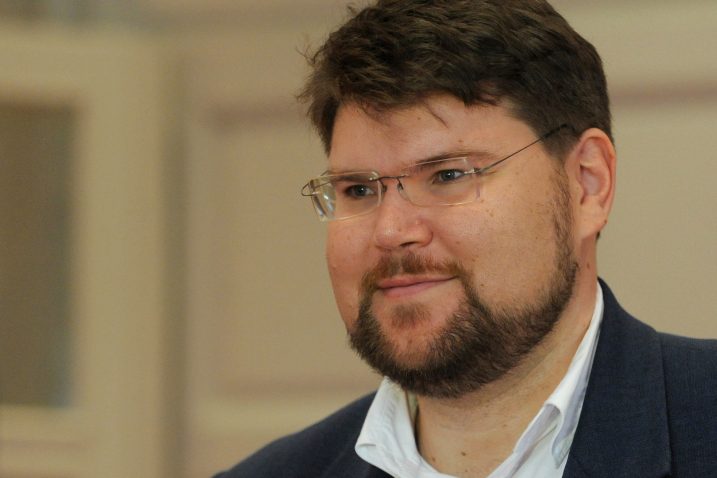 D. Jelinek