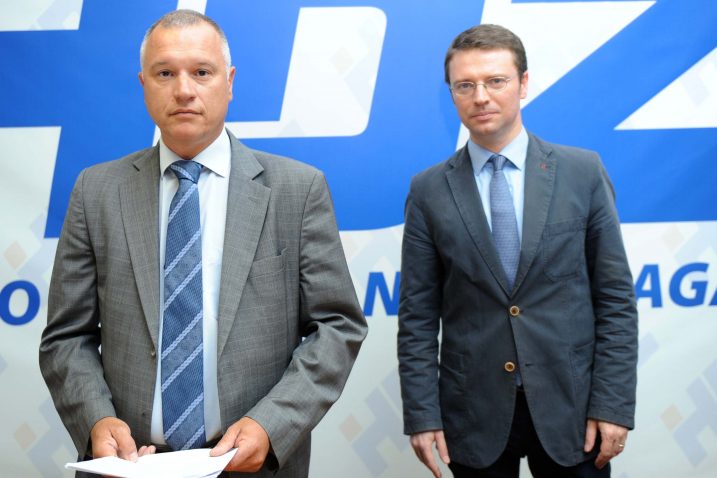 Zaustaviti iseljavanje mladih  – Hrvoje Burić i Predrag Šustar / Snimio Marko GRACIN